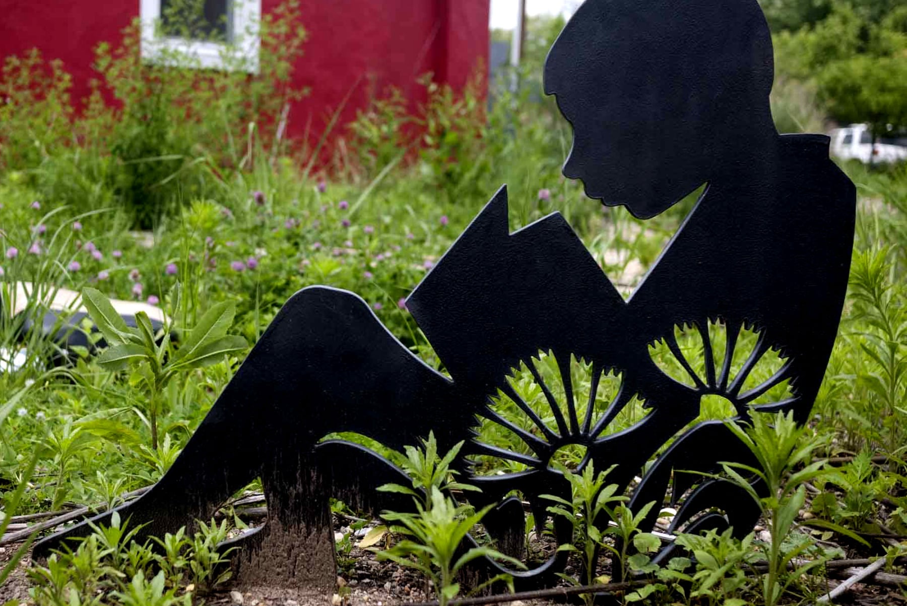 Merryman Lane sculpture garden in Baltimore, MD by Emily C-D with Jessie and Katey (artist trio Can Collective), 2013.