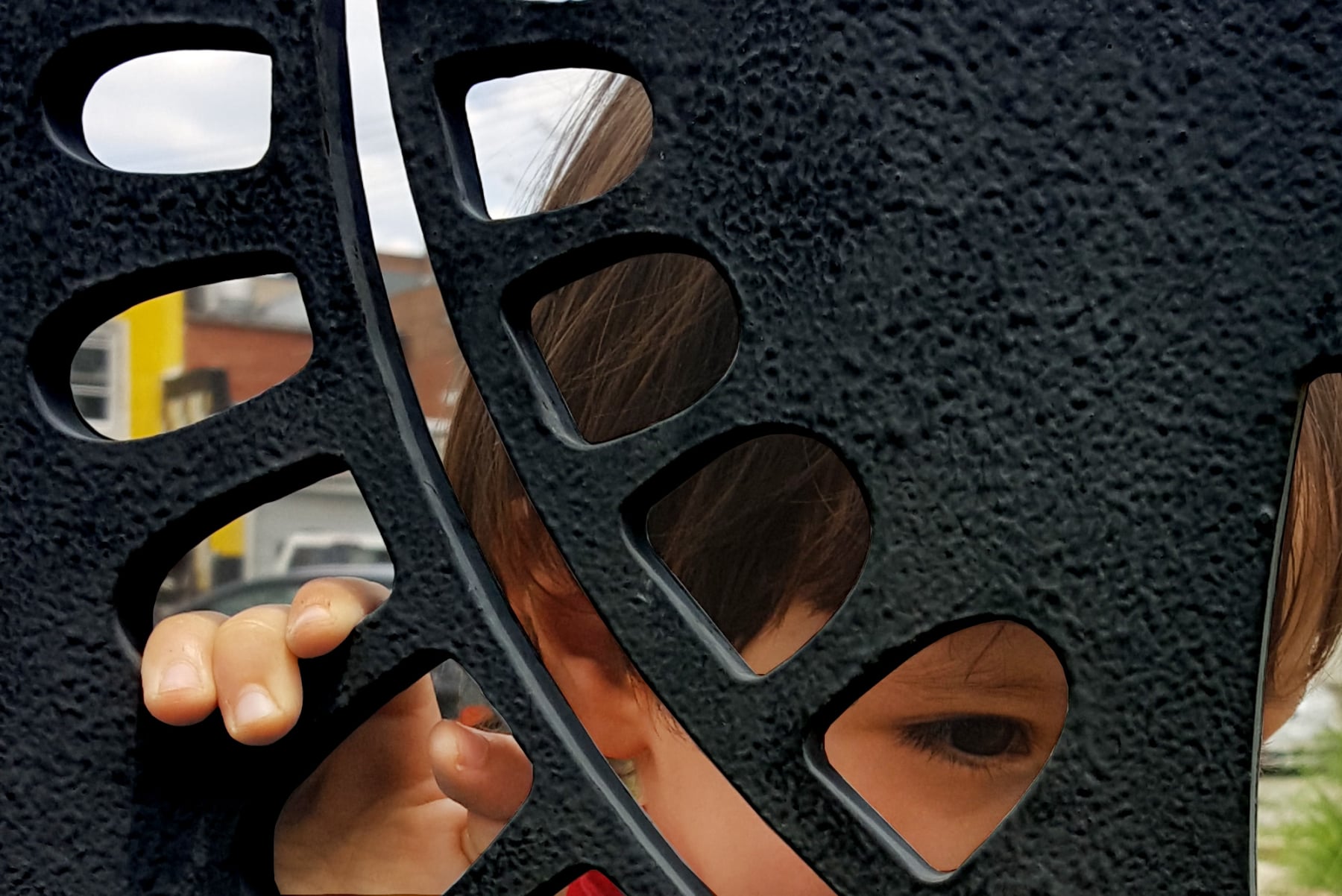 Merryman Lane sculpture garden in Baltimore, MD by Emily C-D with Jessie and Katey (artist trio Can Collective), 2013.