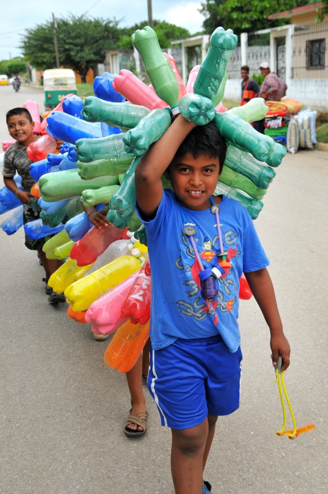 River for a Thousand Years, action by Emily C-D during her residency at Gubidxa Gallery, Oaxaca, MX, 2011